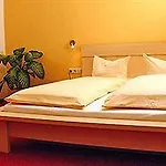 Hotel Reichskrone Heidenau (Saxony)